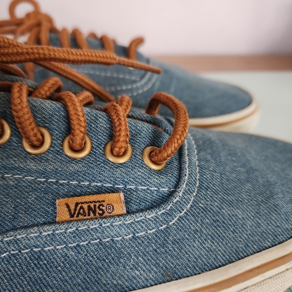 VANS Classics Original  (Size 9) (S1000) - Picture 2 of 5